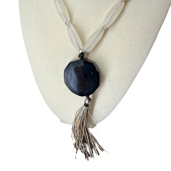 J. Jill Stone Necklace Faceted Agate Pendant Tassel Long Multi Beaded Adjustable - Picture 5 of 14